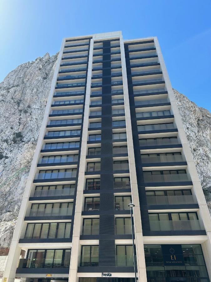 E1 Presidential Studios On High Floor With Stunning Sea Views Гибралтар Экстерьер фото